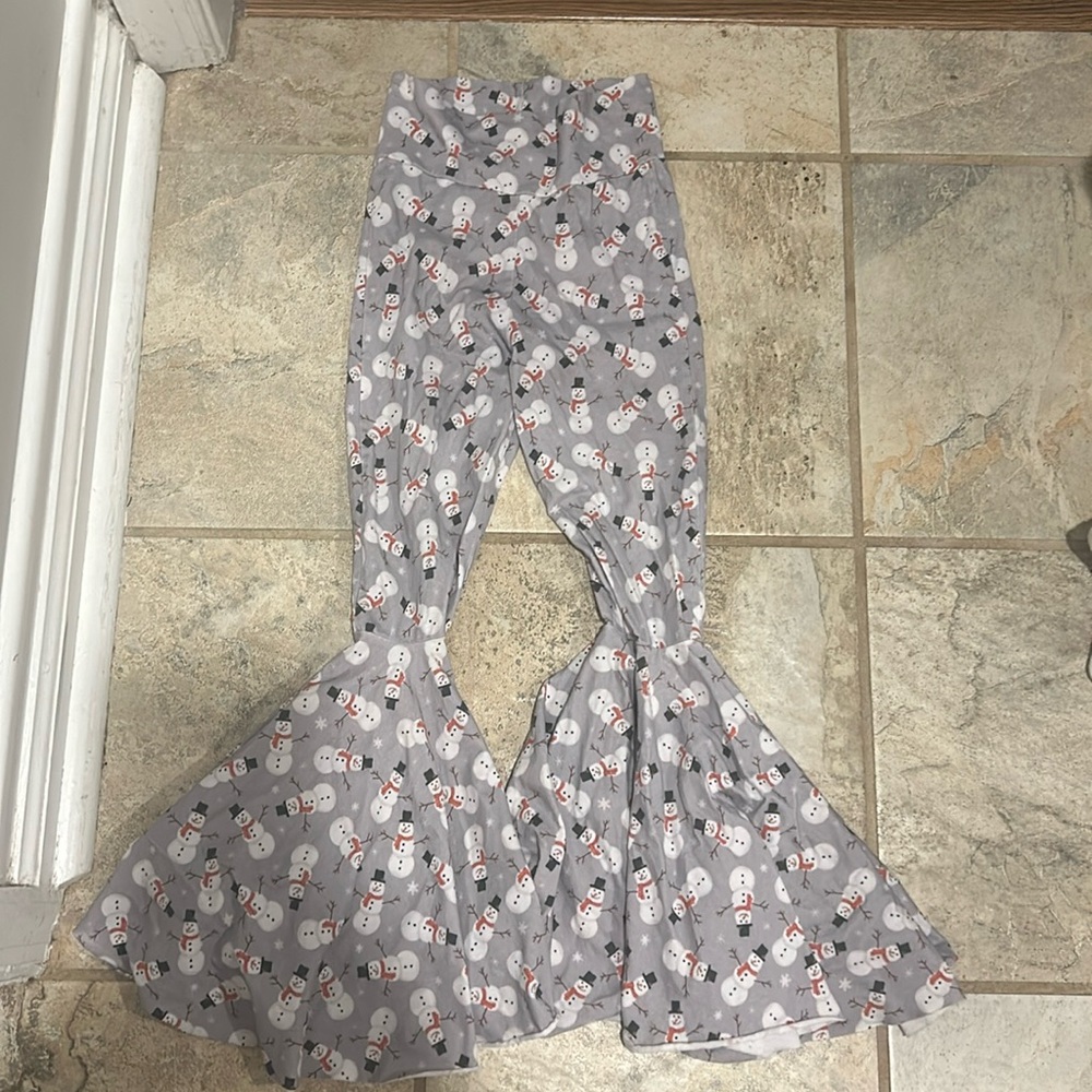 Girls Snowman Bell Bottoms by Oh so ellies - adorable!!